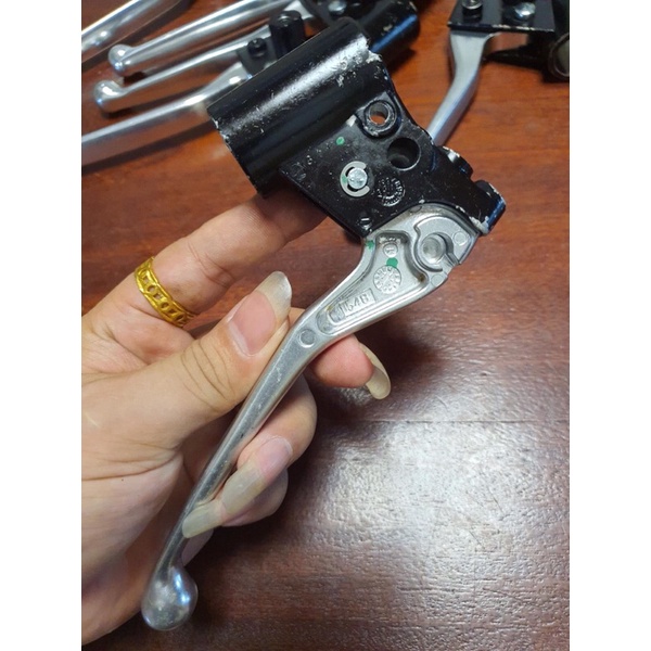 Chân kính vespa primavera, sprint ,lx ,Lyberty , cụm tay phanh trái piaggio
