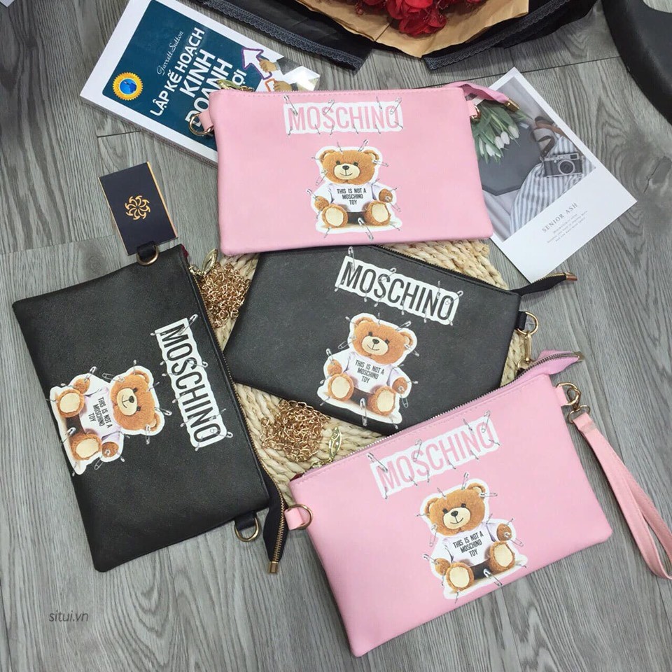 Clutch Moschino ( ẢNH CHỤP THẬT )