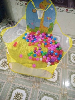 Lều kèm 100 bóng