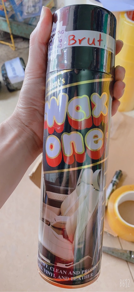 Sơn xịt bóng gỗ ,taplo ô tô Wax one Waxone Thái Lan