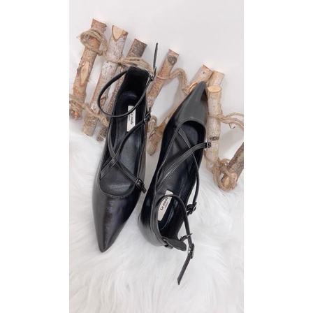 Giày búp bê đan dây chéo