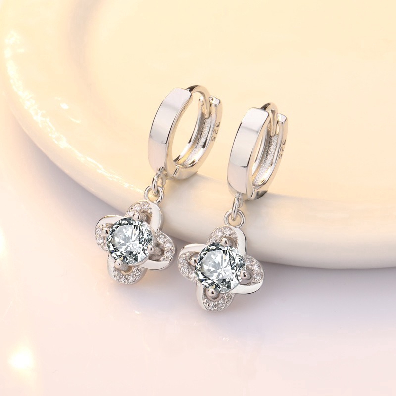 Bạc Tai Trang Sức Nữ Đơn Giản Của Bông Tai Bạc Phụ Kiện Cỏ May Mắn Theo Phong Cách Hàn Quốc