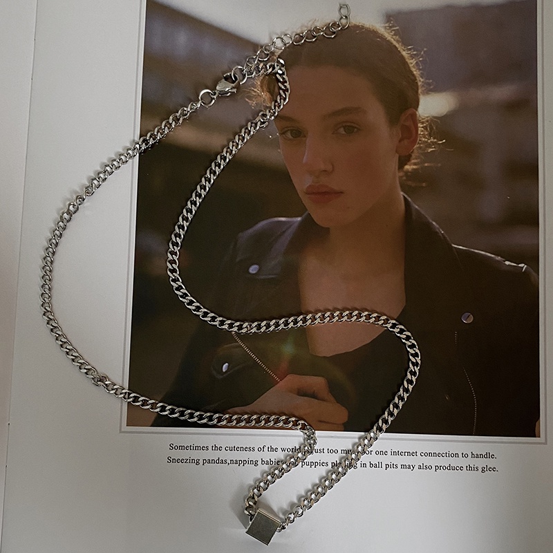 Vòng cổ mặt vuông phong cách hiphop thời trang đơn giản cho nữ