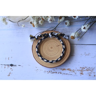 Vòng tay chân handmade kumihimo hoa cúc trắng, có thấm nước