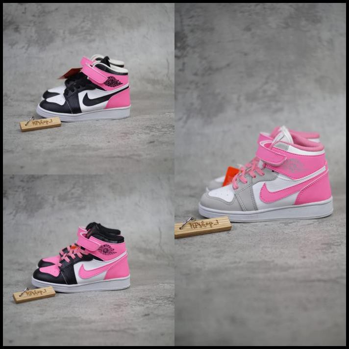 Giày Thể Thao Nike Air Jordan 1 Màu Hồng Chất Lượng Cao Cho Nữ 24 Tuổi