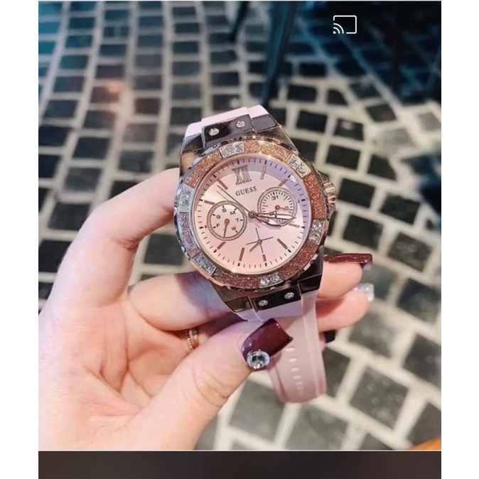 Đồng hồ guess nữ dây silicon bền đẹp, thiết kế sang trọng, trẻ trung, chống nước bảo hành 12 tháng | BigBuy360 - bigbuy360.vn