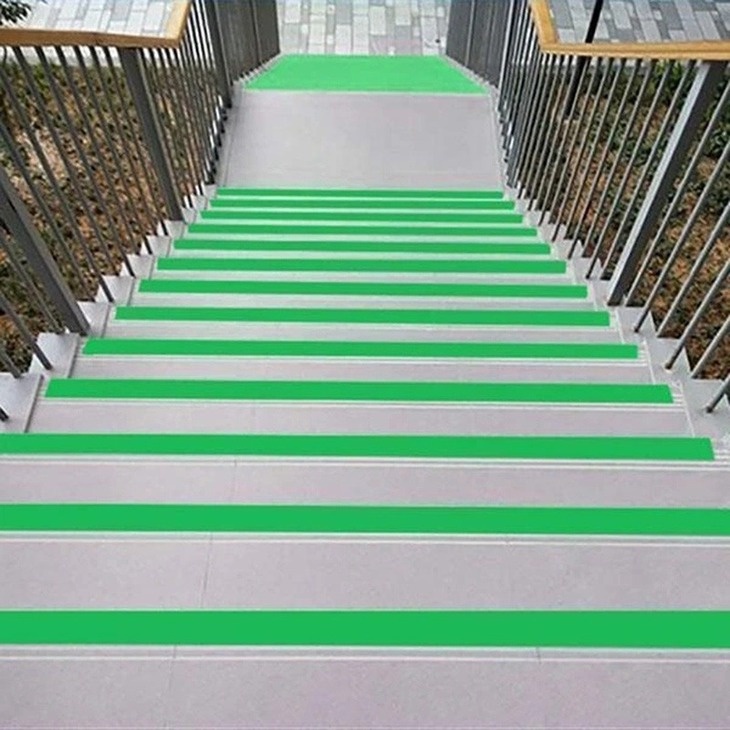 Dải Viền PVC Chống Trượt Chống Va Chạm Cho Cầu Thang Nhà Trẻ