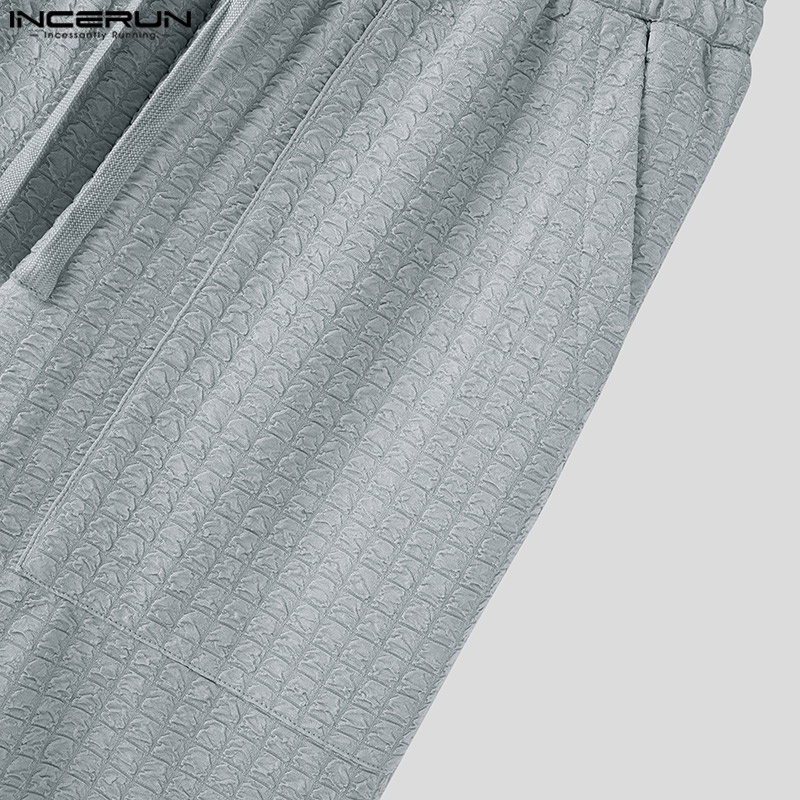 Bộ đồ thun nam INCERUN với áo tay ngắn cổ tròn và quần short thể thao năng động