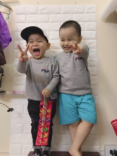 Áo len FILa cho mẹ và bé