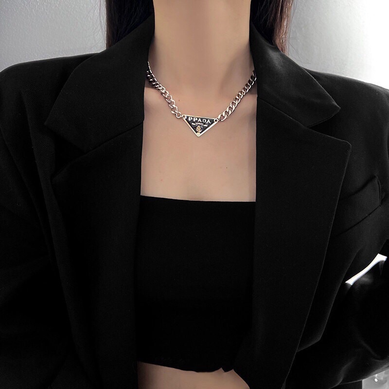 Vòng cổ chocker dây chuyền Prada 2 size hàng L1
