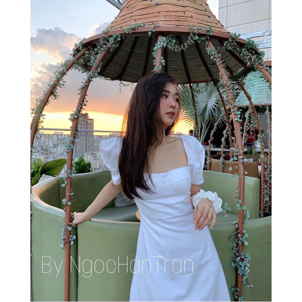 ĐẦM TRẮNG CÚP NGỰC