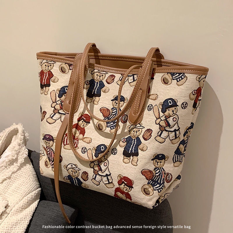 Túi Xách Da Cỡ Lớn In Họa Tiết Gấu Vintage Cho Nữ