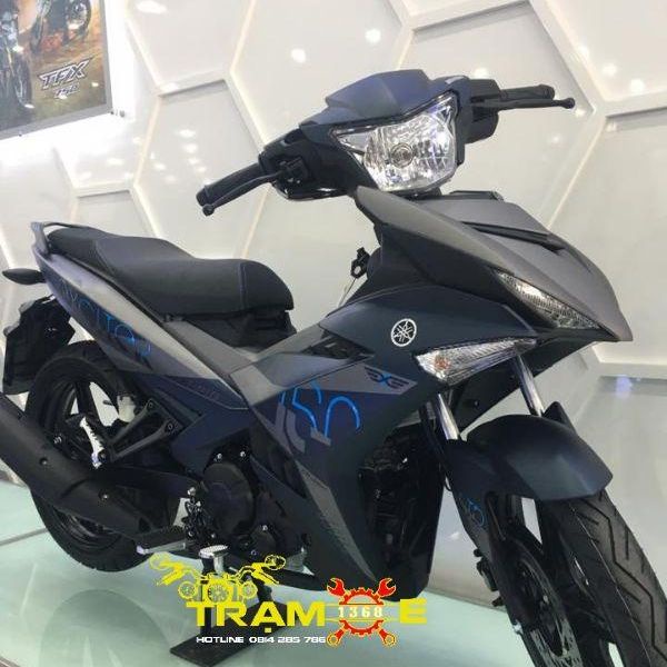 Combo sơn xịt Samurai màu xám xanh nhám mờ Y9494 uch210 124 y9494 128a