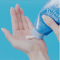 Sữa rửa mặt Shiseido - Senka Perfect Whip | BigBuy360 - bigbuy360.vn