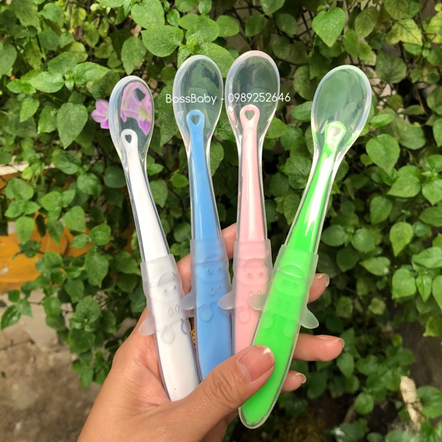 Thìa ăn dặm silicone cán dài Bibo