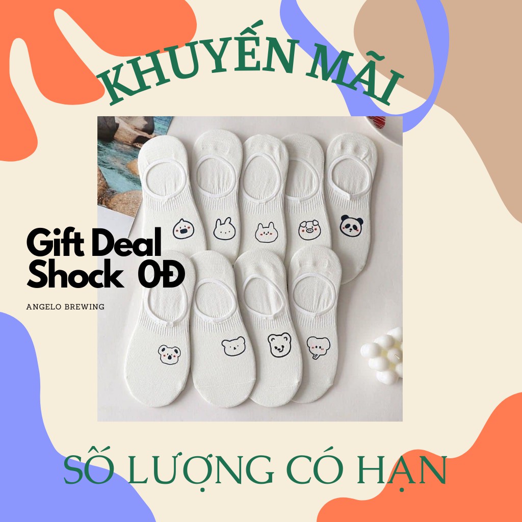 Áo khoác lông cừu màu trắng logo ngực Laura Boutique - Áo khoác cổ cao lông cừu dáng rộng màu be trắng | BigBuy360 - bigbuy360.vn