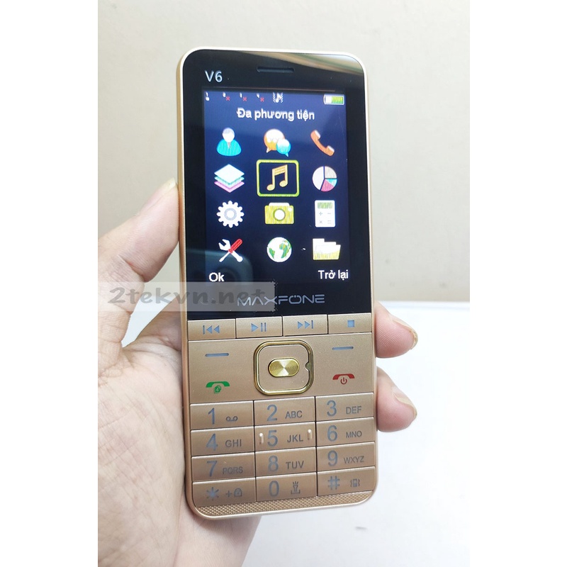 Điện thoại 4 Sim siêu mỏng MaxFone V6 (V12) - Phím to, Loa to, Pin trâu