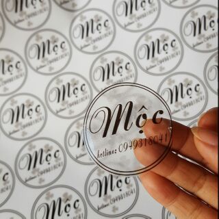 Tem cho các loại sản phẩm nhé mọi người ơi. Giá siêu sốc nhé.Trên tay mình là tem decal trong nhé.Giá mềm ,tem siêu cute