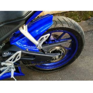 Dè con chắn bùn cho R15 v3