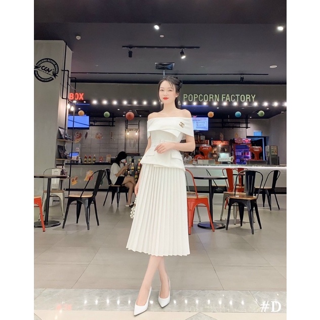 Sét áo trễ vai cv dập ly kèm tag cha nel