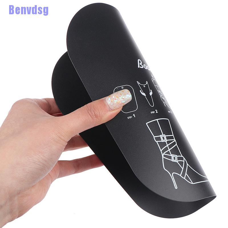 1 Đôi Giày Bốt Hình Dạng