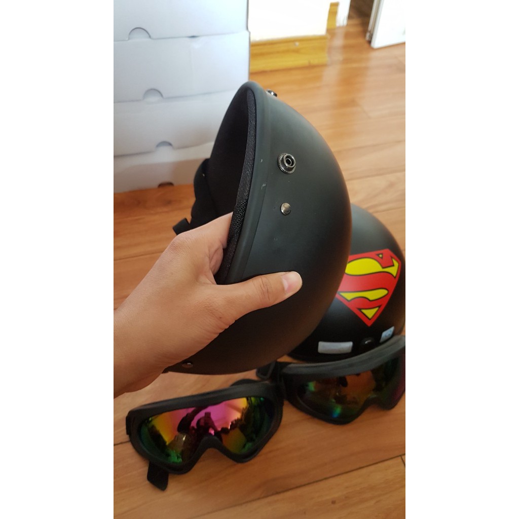 Mũ nửa đầu Kèm kính tem Siêu Nhân chống tia UV