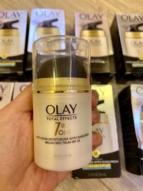 KEM DƯỠNG DA OLAY 7IN1 CỦA MỸ