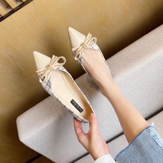 GIÀY BỆT MŨI NHỌN