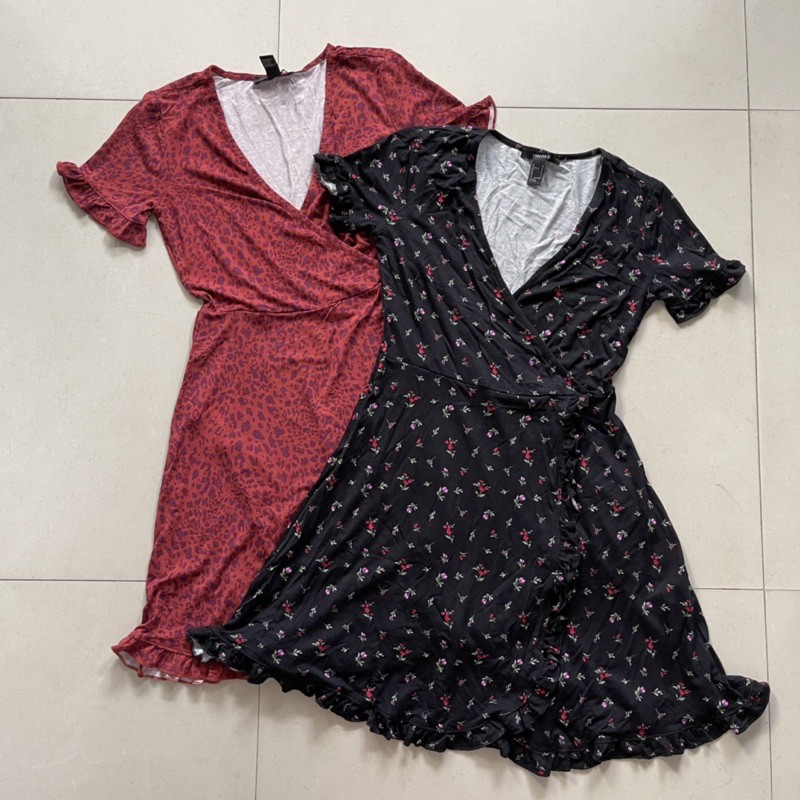 [Mã WAMT1505 giảm 10K đơn 0K] ĐẦM XOÈ WRAP MINI DRESS F21 | BigBuy360 - bigbuy360.vn