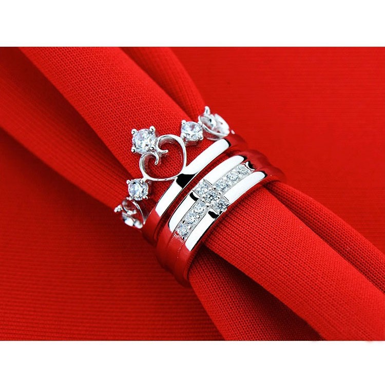 Nhẫn hình vương miện đơn giản sang trọng