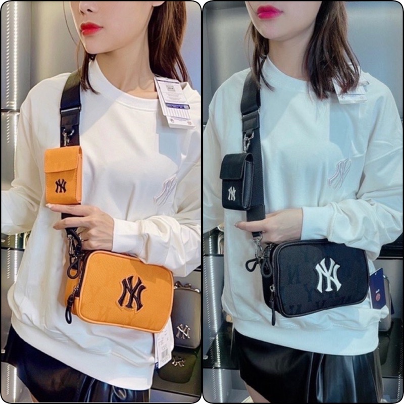 Túi đeo chéo, túi đeo vai chất Canvas, logo in chìm kèm túi mini