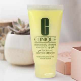 Kem dưỡng ẩm  Clinique Dramatically Different Moisturizing Gel 30ml