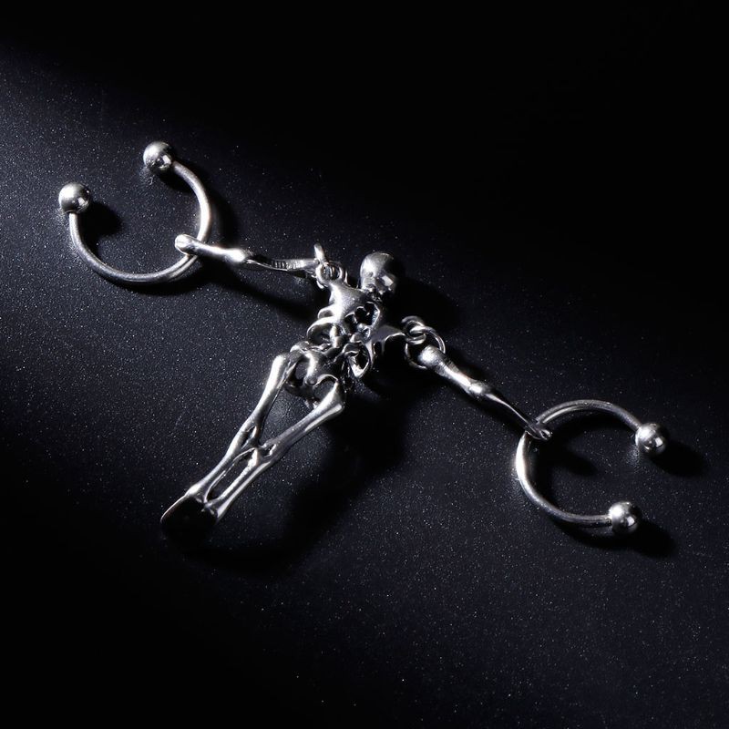 Khuyên tai kiểu nhẫn mặt hình đầu lâu phong cách Punk châu Âu thời trang cho nam nữ