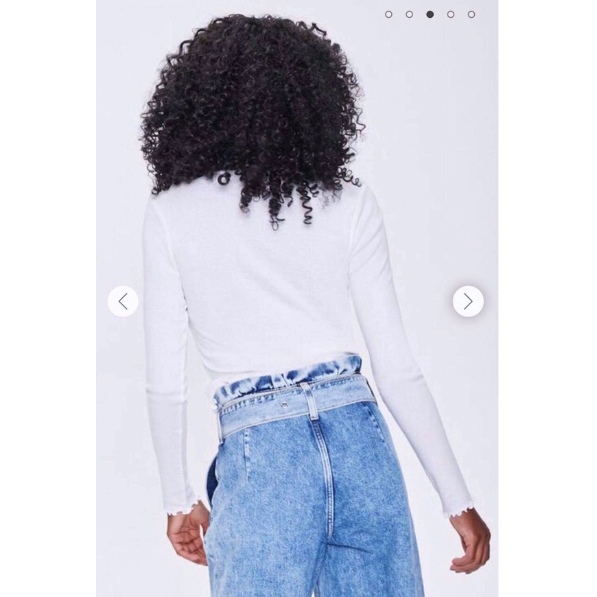 Áo Thun F21 Tay Dài Cổ Tròn Trắng In Gấu - 3365