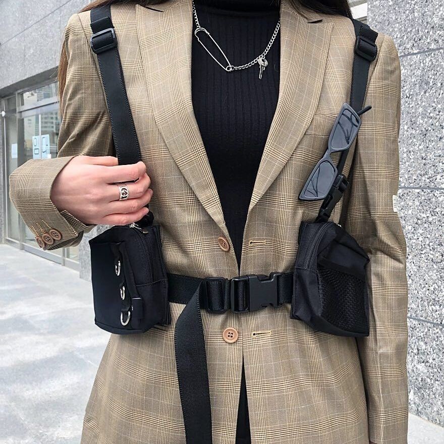 Túi đeo trước ngực bụng túi bao tử thắt lưng unisex street style streetwear fanny bag cá tính ngầu đen Y2k Grunge Gothic