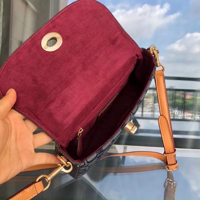 Túi xách Coach Marlie phối jeans cực chất