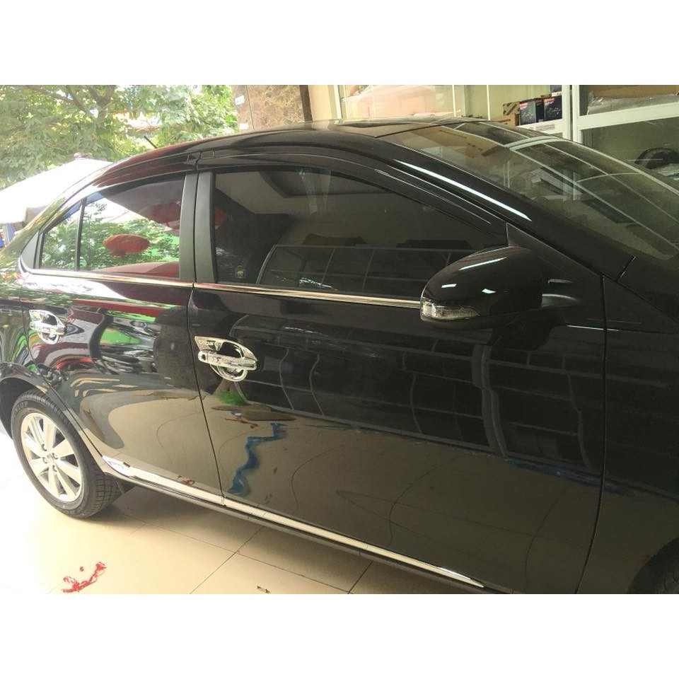 nẹp viền cong chân kính toyota vios 2014 -2022