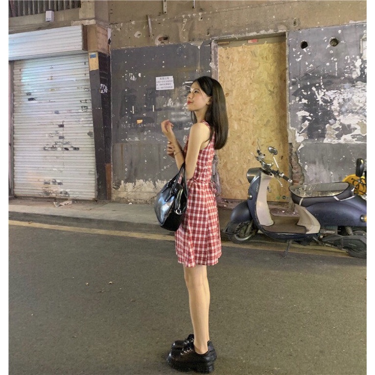 Váy hai dây cổ vuông kẻ caro đáng yêu dễ thương