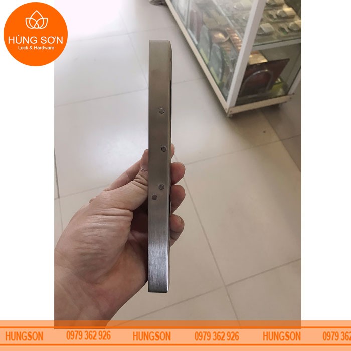 CHỐT ÂM CỬA GỖ INOX SUS 304 HUY HOÀNG 200MM