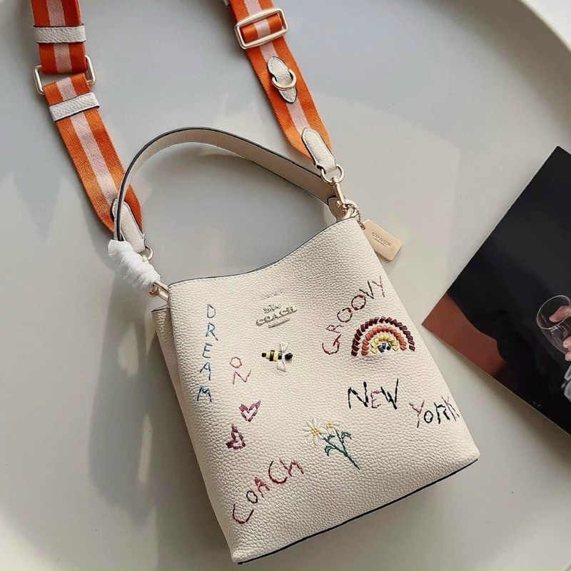 Túi COACH bucket🎉