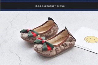 Giày bệt nơ bé gái