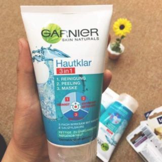 Sữa rửa mặt 3in1 Garnier Đức