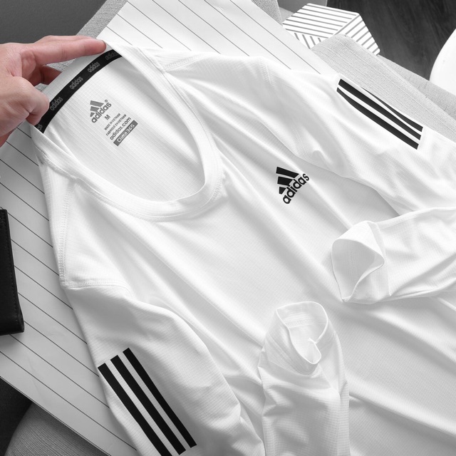 Áo thun tay dài adidas
