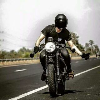 Kiếng kiểu cafe Racer