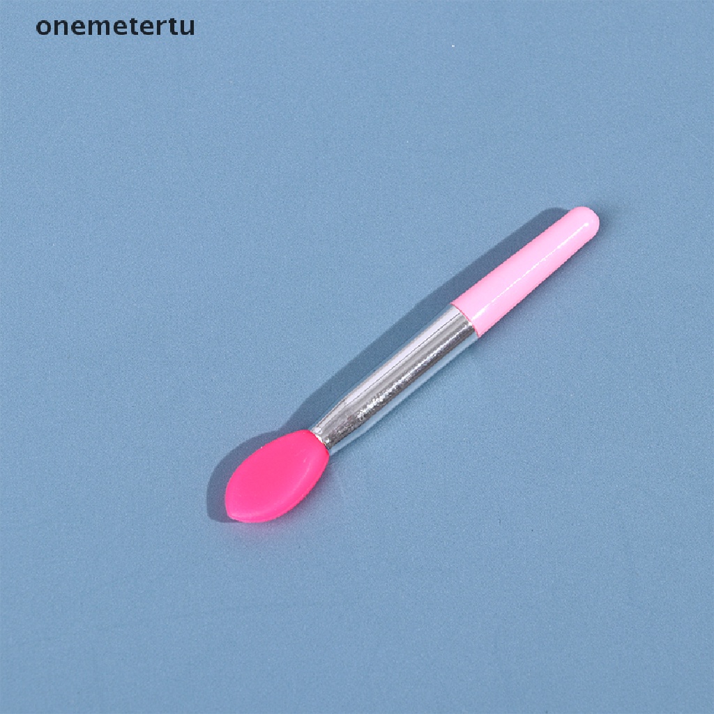 1 Cọ Trang Điểm Môi Bằng Silicon Mềm Tiện Dụng