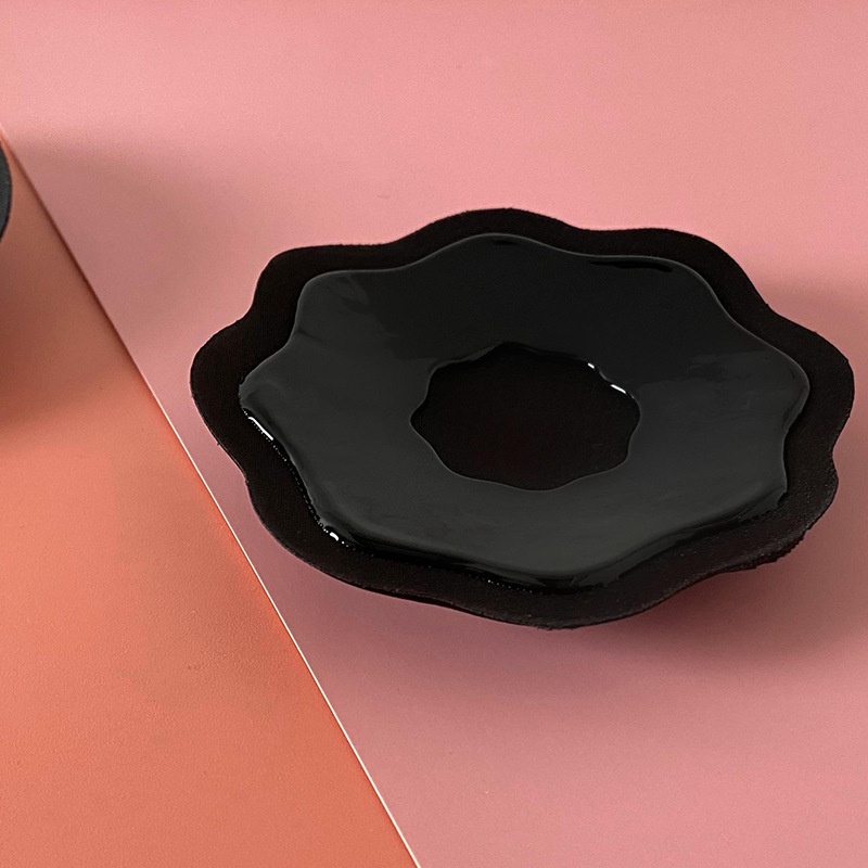 Miếng Dán Ngực Silicone Vô Hình Tái Sử Dụng Tiện Lợi