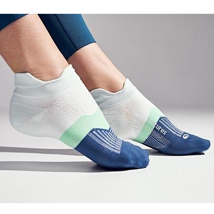 COMBO 2 Đôi Vớ Feetures! Max Cushion Cotton 100% Dòng Tất Thể Bán Chạy Số 1 Tại Mỹ  Form chuẩn mềm mại