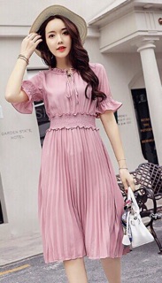 Đầm xoè lụa xếp ly bo eo xinh xắn