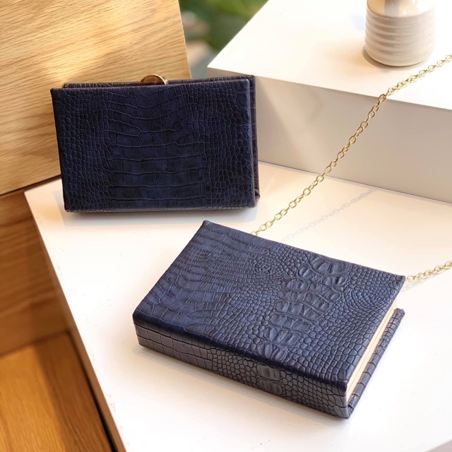 Clutch dáng hộp đi tiệc