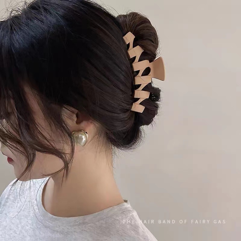 Kẹp Tóc Hình Cá Mập Cỡ Lớn Màu Sáng Dễ Phối Đồ Thời Trang Hàn Quốc Cho Nữ